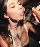 Ů�������